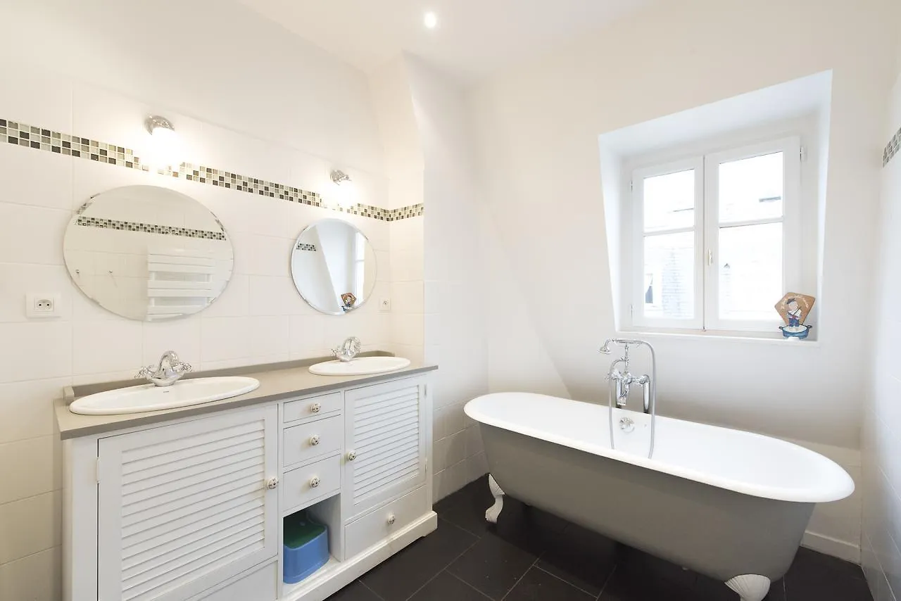 Veeve - Duplex Near Trocadero Daire Paris