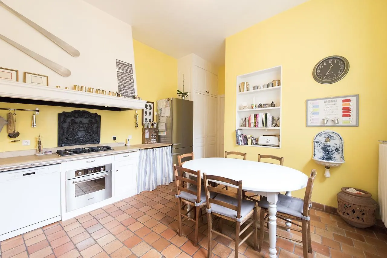 Veeve - Duplex Near Trocadero